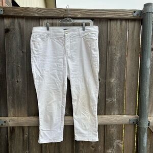 NYDJ Alina white capri jeans